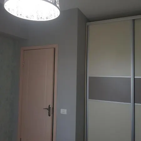 Apartament Turquoise By Moonlight 마마이아